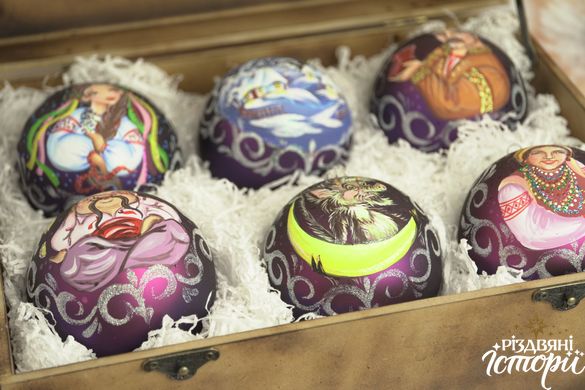 Набор  шаров в деревянной коробке "Диканьские вечера" (фиолет)